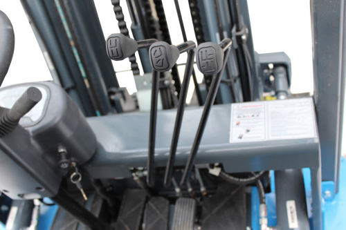 Электрический погрузчик DOLPHINLIFT DLE 30 TX 60