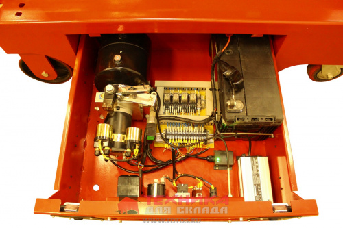 LM WPSM-K-030-030 (c выдвижной платформой)